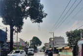 Bán nhà mặt phố trung tâm kinh doanh Q.9, 120m², 3 tầng btkc 13 tỷ, sổ đỏ. bớt lộc.