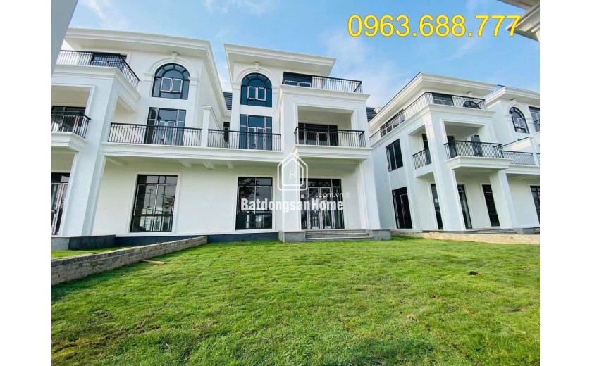 Bán BT Hud Mê Linh,300m,17 tỷ,2 thoáng,sau view công viên