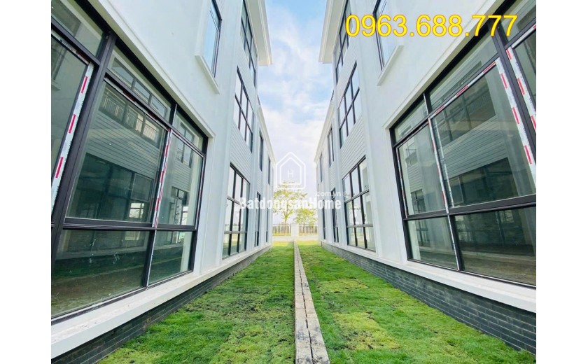 Bán BT Hud Mê Linh,300m,17 tỷ,2 thoáng,sau view công viên