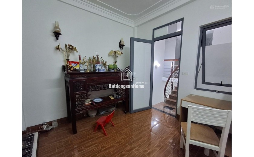 BÁN NHÀ 5 TẦNG, 40M2, ĐỊNH CÔNG THƯỢNG - HOÀNG MAI - GIÁ 8.5 TỶ - SỔ ĐỎ CHÍNH CHỦ