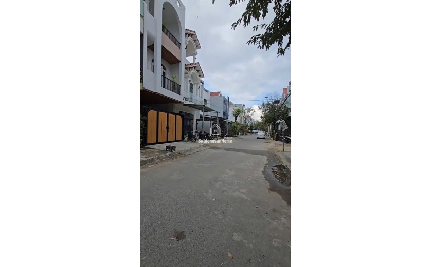 Cần tiền bán đất mt đường Dương Đức Hiền, P. Hòa Minh. Q Liên Chiểu.