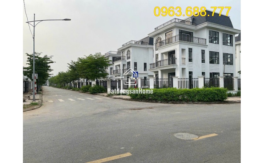 Bán BT Hud Mê Linh,300m,17 tỷ,2 thoáng,sau view công viên