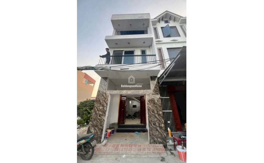 NHÀ CHÍNH CHỦ - GIÁ TỐT - Vị Trí Đẹp Tại Thôn Lỗ Giao, Xã Việt Hùng, Huyện Đông Anh, TPHN