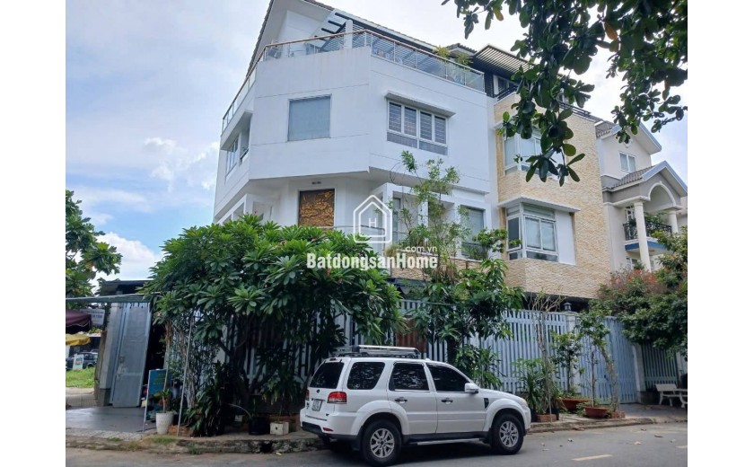 BIỆT THỰ 2 MẶT TIỀN ĐẸP LUNG LINH QUẬN 2