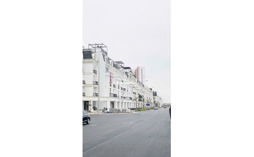 Bác Nam gửi bán LÔ GÓC shophouse Liền kề Louis City 3 Đại Mỗ, 240m, 5 tầng, 2 thoáng trước sau, vỉa hè rộng giá 130 tỷ (có tl).