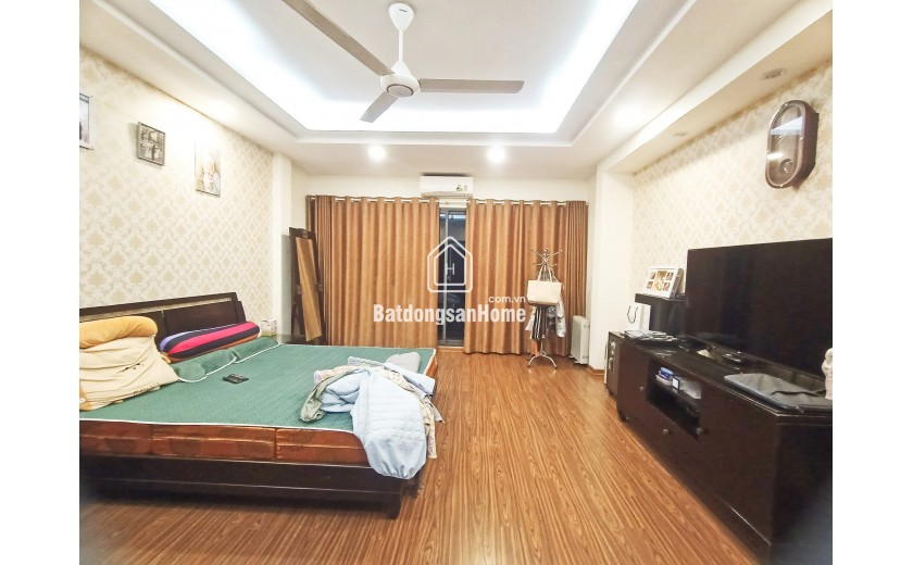 Hoàng Cầu, nhà đẹp, kinh doanh, vỉa hè, ô tô tránh, diện tích 101m, giá chỉ 27,75 tỷ