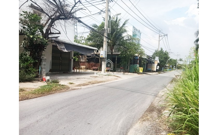 Bán nhà xưởng đường Đặng Thị Thưa - 172m2 - 7x24 - 144m2 thổ cư - xã Tân Thạnh Đông - Củ Chi