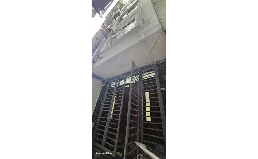 Bán Nhà Giáp Nhị Hoàng Mai 38m x 5 Tầng Nhà Đẹp Ở Ngay Giá 5.1 Tỷ.