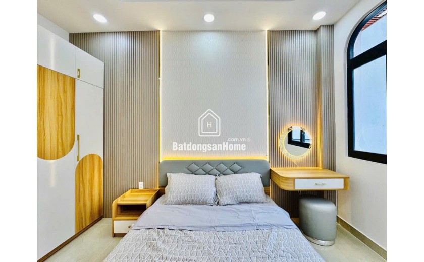 HIẾM - HOT, Bán 145m2 đất đấu giá khu 3ha Phú Diễn, vỉa hè ô tô tránh, mặt tiền 8m, GIÁ 35 TỶ