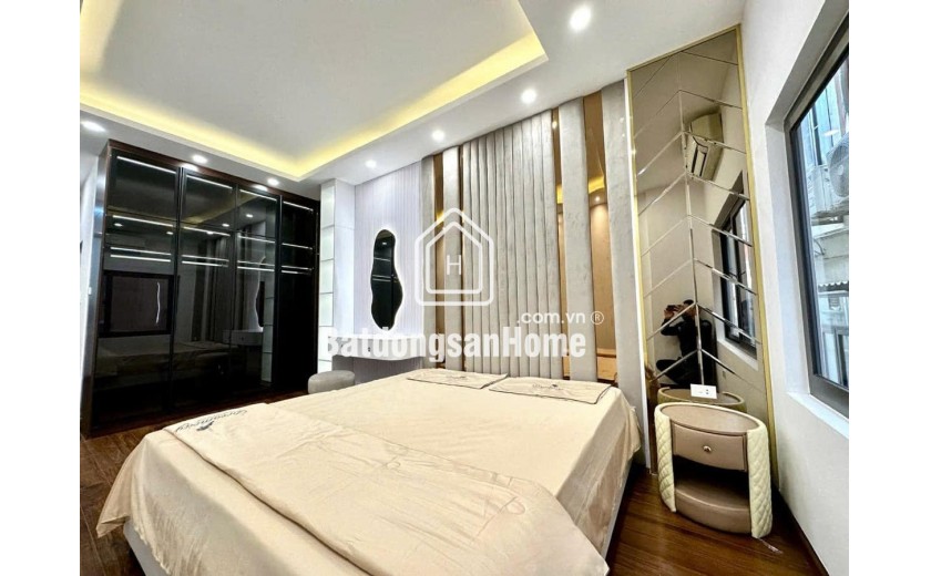 BÁN NHÀ KHƯƠNG TRUNG, NGÕ NÔNG, GẦN PHỐ, FULL NỘI THẤT, 6T*33M²,CHỈ 6.7 TỶ