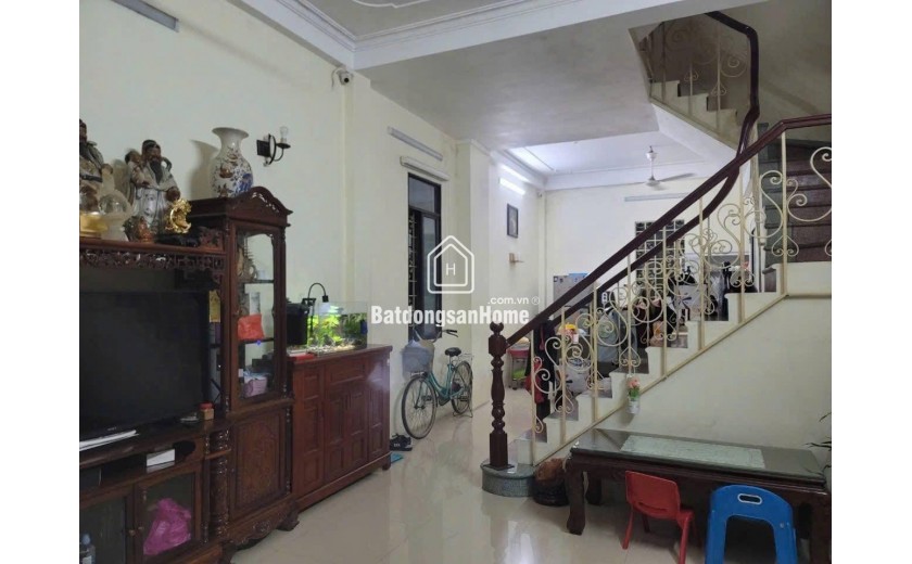 SIÊU HIẾM- Phân Lô Ô tô tránh Phố Trần Tử Bình (Nghĩa Tân) 57/60m, 4Tầng,MT 4.5m 22.5 tỷ