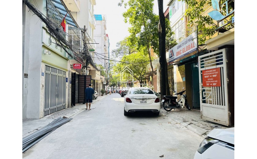 HIẾM CHỈ BÁN TRONG NGÀY PHÂN LÔ THANH XUÂN Ô TÔ ĐỖ CỬA GẦN HỒ, SỔ NỞ HẬU 45M2*5T, NHỈNH 8 TỶ.