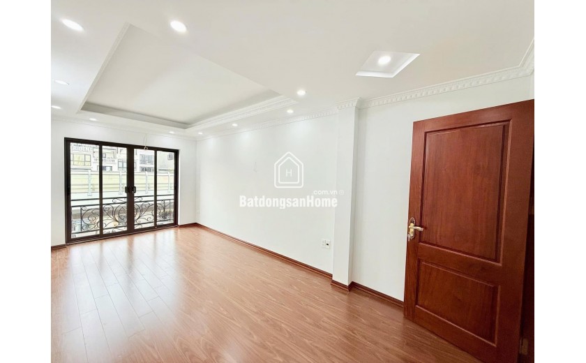 BÁN NHÀ PHỐ MINH KHAI - KINH DOANH ĐỈNH -THANG MÁY -60mx6 -24 tỷ