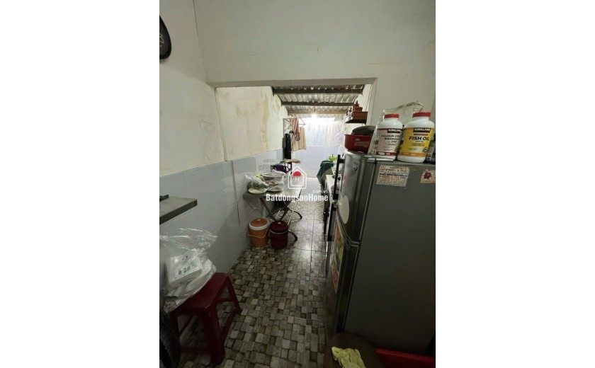 ♪Nhà Kiệt hơn 3m thẳng 30m ra MT Phan Thanh, 71m2, mê lửng cứng sạch, Kinh Doanh 3.x tỷ