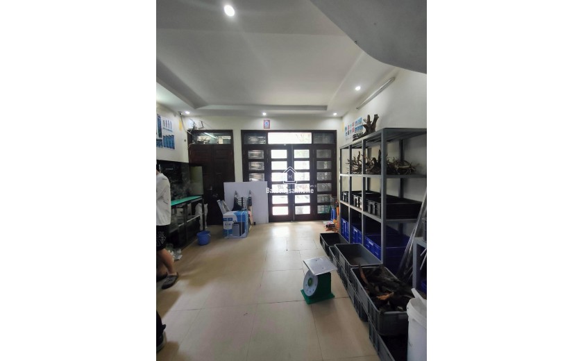 Bán nhà Mặt Phố Đặng Thùy Trâm (Hoàng Quốc Việt) 70m2/5Tầng/MT 6m 28.6 Tỷ (TL)