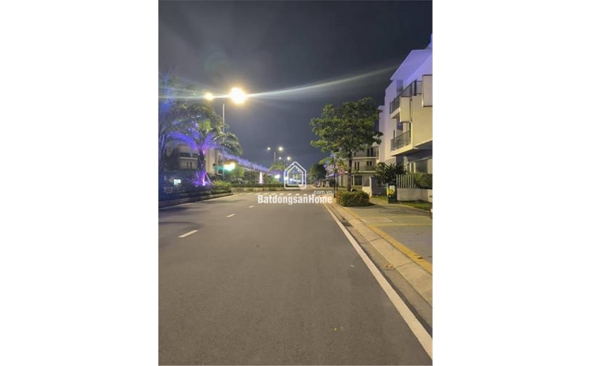 DÃY TRỌ 10PH - THU NHẬP 20TR/TH  PHÚ HỮU - 244M2 - NGANG 8 CHỈ HƠN 7 TỶ. TL.