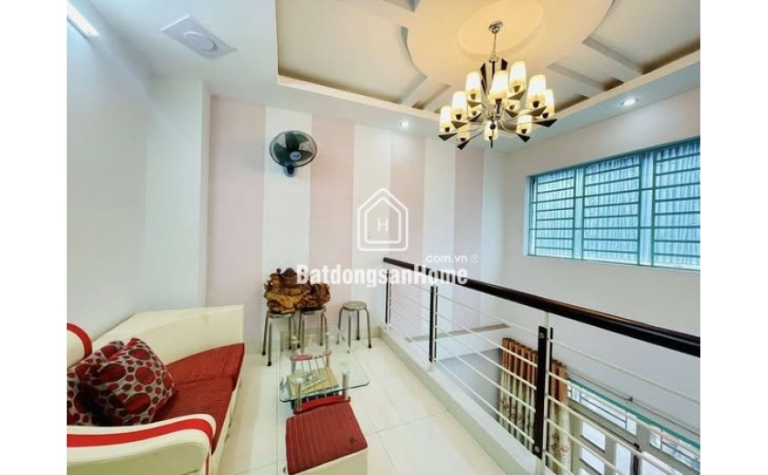 Nhà Hẻm Ôtô Đường Thích Quảng Đức Phường 05 Quận Phú Nhuận