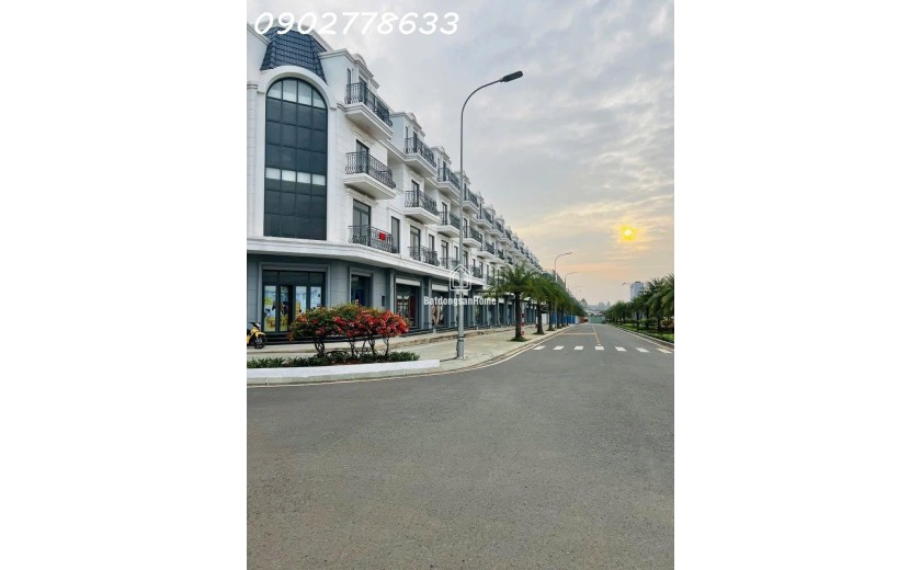 6.4 tỷ Căn Shophouse nhà phố mặt tiền đường 24m trục chính dự án STC Long Thành. Cách sân bay 4km