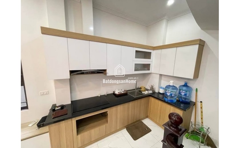 NHÀ THƯỢNG THANH - 5 TẦNG - THANG MÁY - GIÁ HƠN 6 TỶ