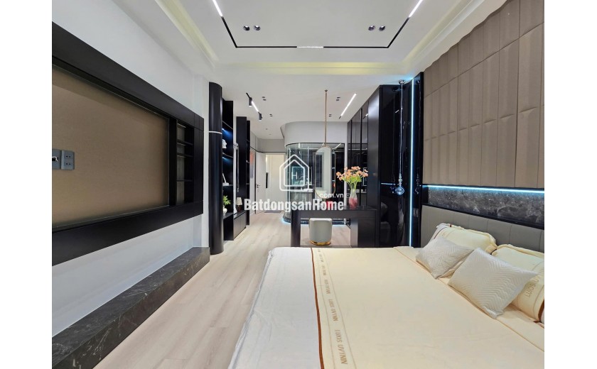 ► Mặt Tiền Đống Đa đường 15m, 72m2, 4.5 tầng Gần Chợ Kinh Doanh Cực Đỉnh, 13.x tỷ