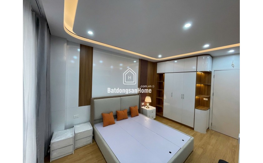 Chỉ 4.5 tỷ có ngay nhà đẹp Định Công Hoàng Mai, DT 32m2*5T, ô tô đỗ cửa, sổ A4, Lh 0975666943