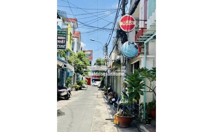 MT GIÁ HẠT DẺ - NGAY GÒ DẦU - 3 TẦNG - NGANG 4.6 NỞ HẬU NHỈNH 6 ĐỒNG