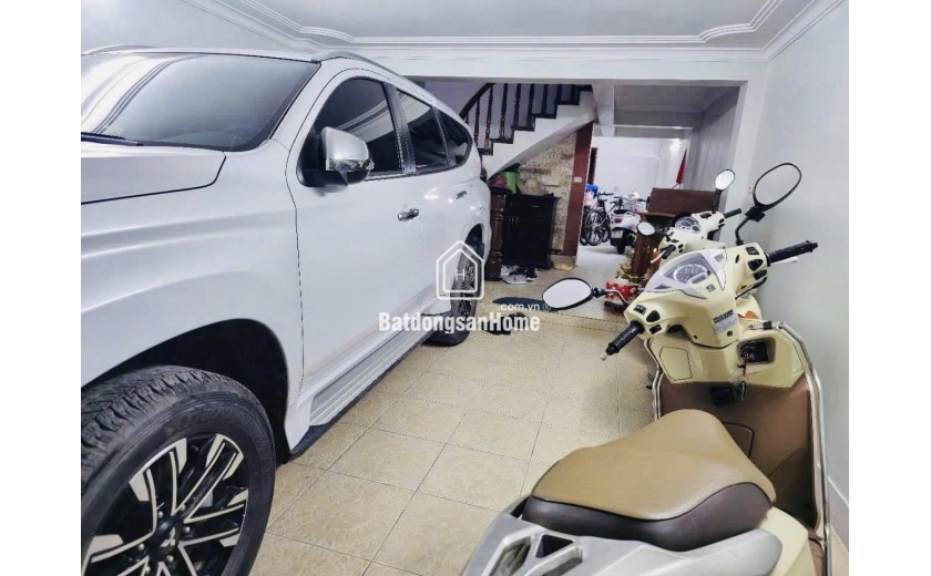 PHÂN LÔ DÂN TRÍ CAO-Ô TÔ TRÁNH-Phố Phùng Chí Kiên 80m/6Tầng/MT 4.5m 29.5 Tỷ