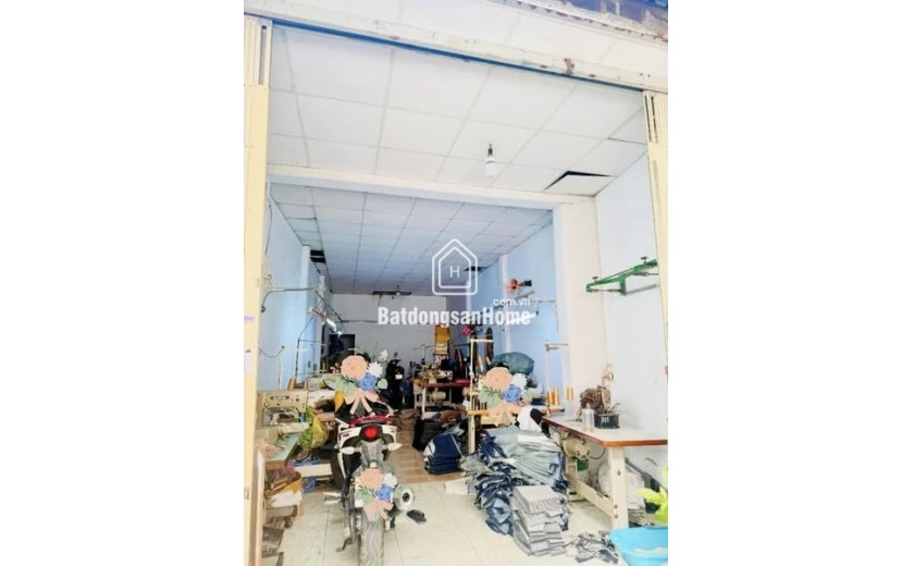 BÁN ĐÁT TẶNG NHÀ - HẺM 4M SÁT MT -64M - NGAY AEON MALL NHỈNH 4 ĐỒNG