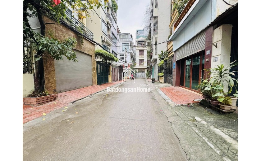 PHÂN LÔ DÂN TRÍ CAO-Ô TÔ TRÁNH-Phố Phùng Chí Kiên 80m/6Tầng/MT 4.5m 29.5 Tỷ