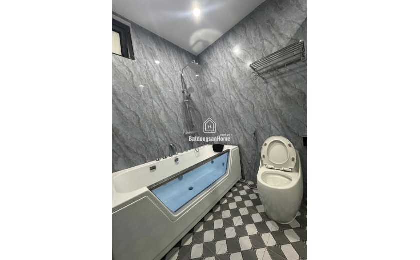 HẠ 2 TỶ -BÁN NHANH TRONG THÁNG-7 TẦNG-THANG MÁY-SIÊU PHẨM NHÀ ĐẸP FULL NỘI THẤT