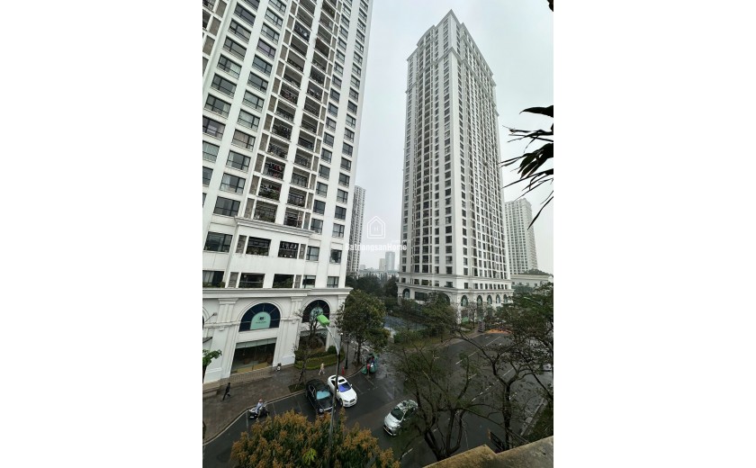 BÁN NHÀ MẶT PHỐ CỰ LỘC – HÀNG XÓM ROYAL CITY – 2 THOÁNG – OTO DỪNG ĐỖ - 5.2m MT - 60m2 – 17 TỶ