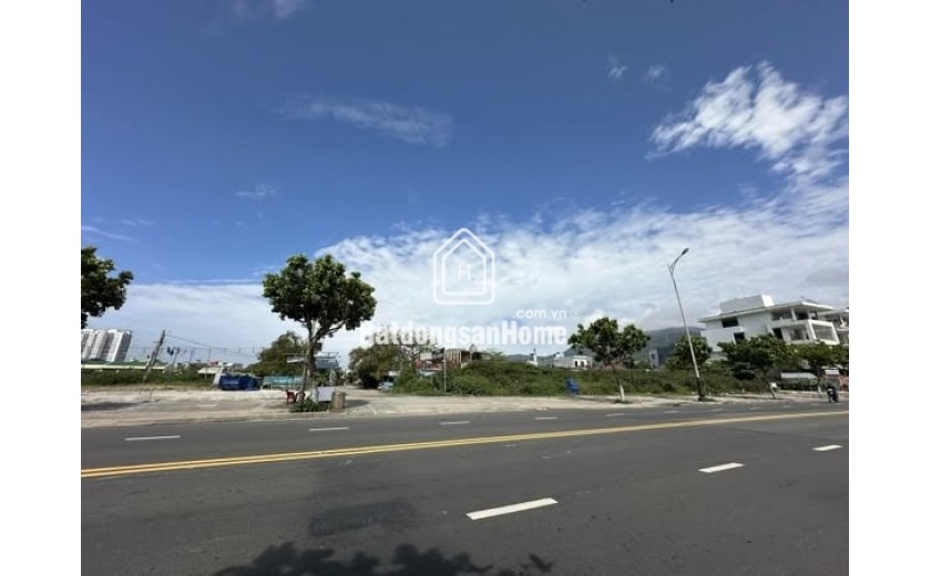 Lô góc view biển Sơn Trà 110m - Giá chỉ 6,5 ty