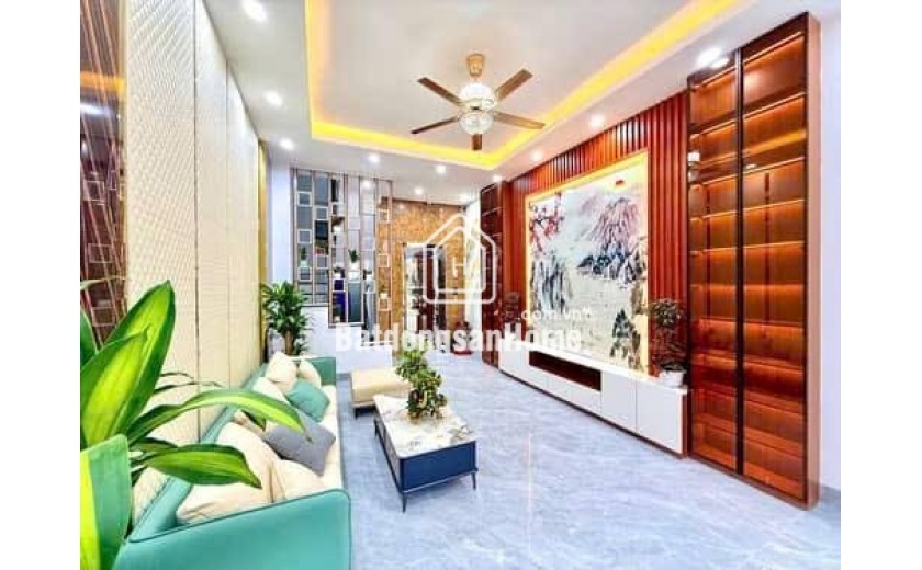 Bán nhà 45m², 6 tầng gara ôtô thang máy, 4PN, 5WC, Xuân La - Tây Hồ - 14.9 tỷ