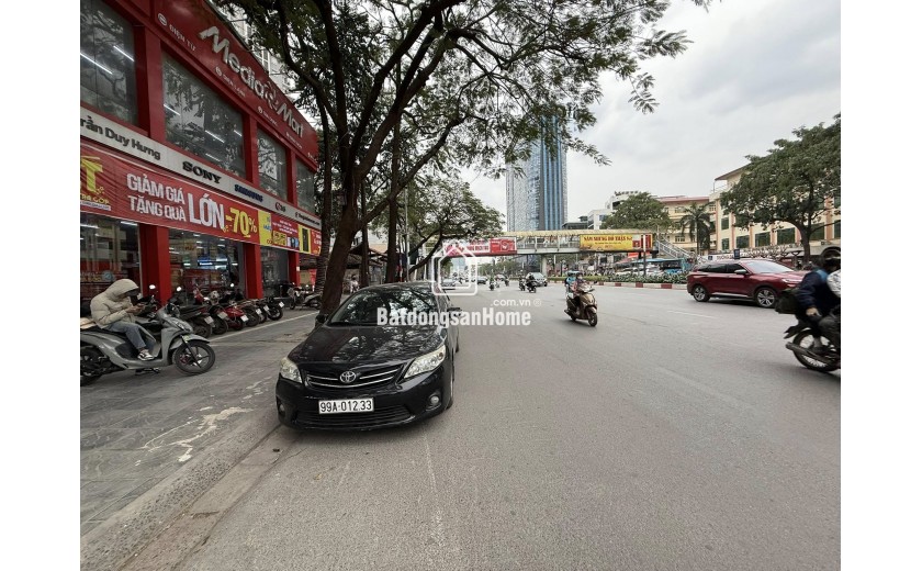 CỰC HIẾM- Nhà Mặt Phố Trần Duy Hưng (Trung Hòa) 94m2/ 7T Thang máy, MT 5.2m-72 Tỷ