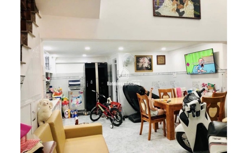 NGAY ĐHCT - HẺM NHỰA TẢI THÔNG - SÁT MT - DTSD 93M - NGANG 5 - 3 TẦNG - NHỈNH 5 TỎI