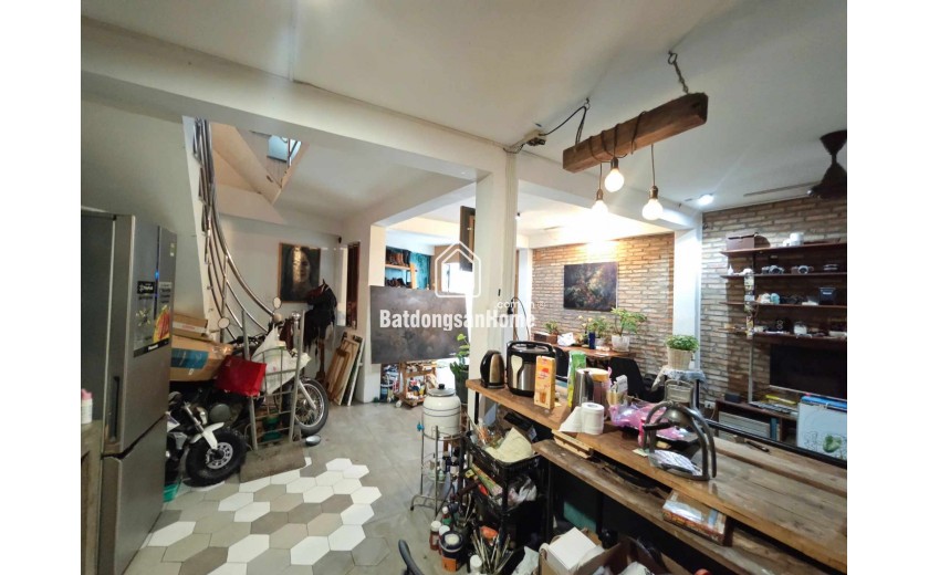 NHÀ ĐẸP - FULL 4 TẦNG - VÔ Ở NGAY - SÁT VINCOM THỦ ĐỨC