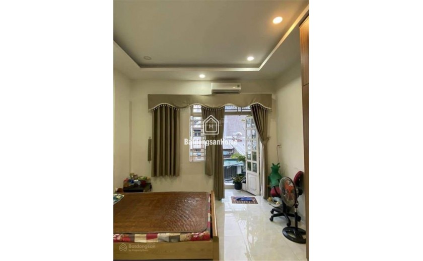 https://batdongsan.com.vn/ban-nha-rieng-phuong-dinh-cong/dai-kim-linh-dam-mot-buoc-ra-pho-dep-lung-linh-ban-khu-vuc-dai-kim-linh-dam-pr42374608