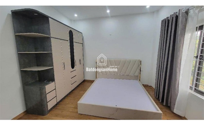 Bán nhà 4 tầng, 49m², 4PN, 5WC, Nguyễn Khoái, Thanh Trì - 4.8 tỷ, sổ đỏ