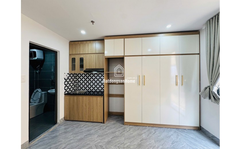 Bán nhà dòng tiền Phương Canh đối diện trường C. đẳng FPT 50m2 7 tầng 12 tỷ