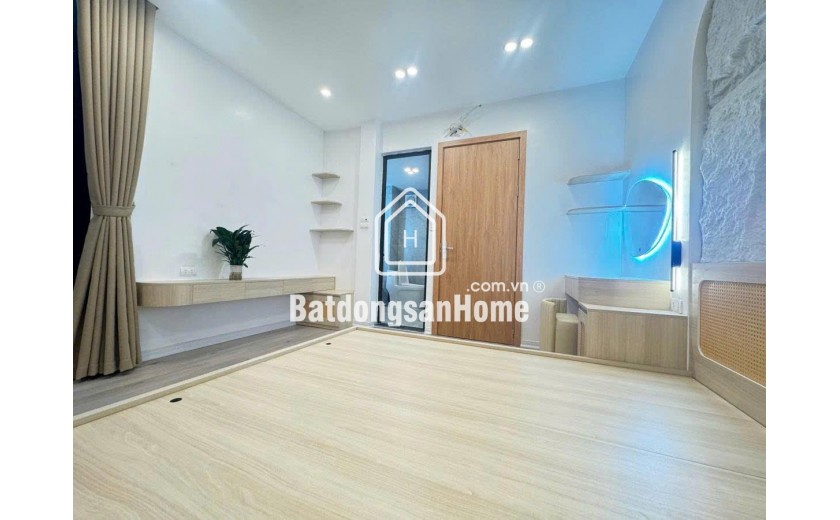 Bán nhà 30m² Giáp Bát, Hoàng Mai - 5 tỷ - 4 tầng, nội thất cao cấp