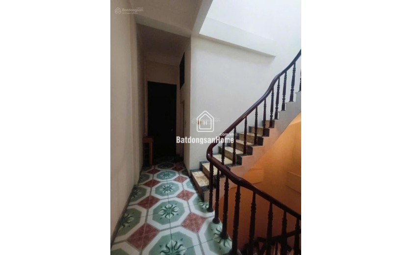 Cần bán gấp nhà Hoàng Văn Thái, 65m2x5T, MT 4.5m, giá 13.5 tỷ, hai ô tô tránh, dừng đỗ ngày đêm