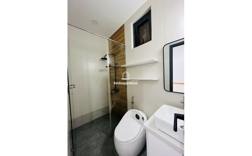 Bán nhà mặt phố Trường Thọ, Thủ Đức, 63m2, 6.2 tỷ, 3 tầng