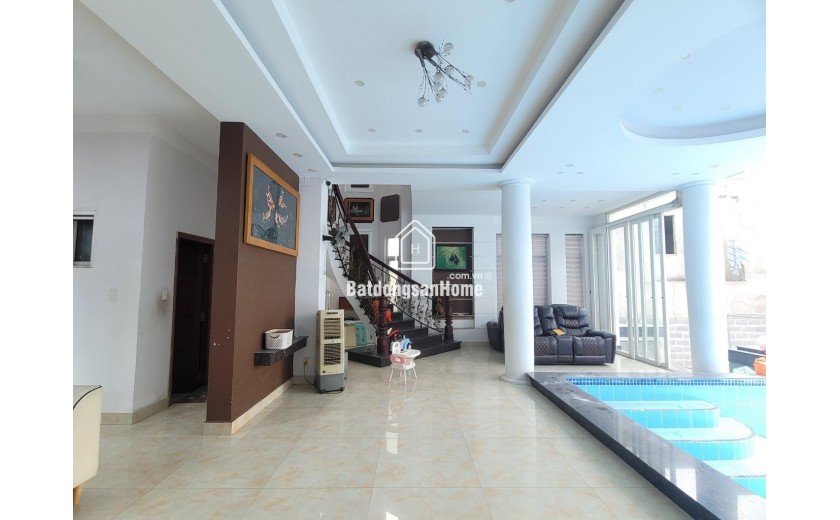 Bán nhà mặt phố đườngn179 tân phú Q.9, 879m², 10PN, 39 tỷ, sổ đỏ pháp lý chuẩn.