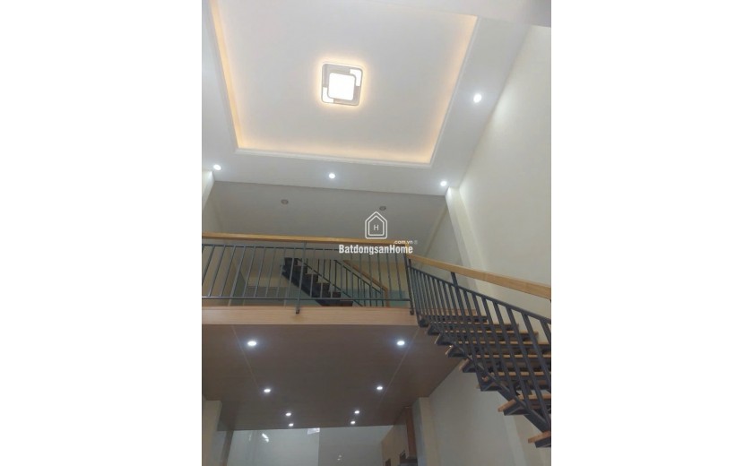 N39- Nhà Bán Phú Nhuận 61m2 (4 x 15 nở hậu) - nhỉnh 7 tỷ, 30m ra mặt tiền Trường Sa