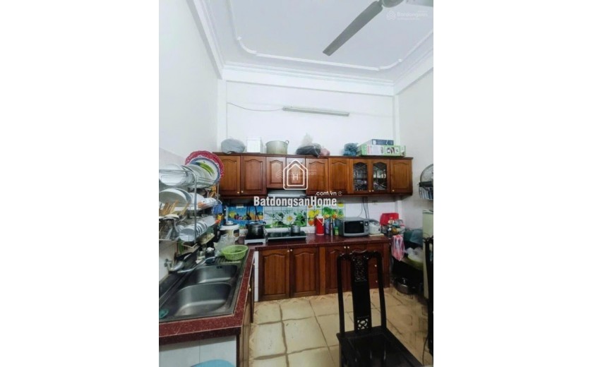 Cần bán gấp nhà Hoàng Văn Thái, 65m2x5T, MT 4.5m, giá 13.5 tỷ, hai ô tô tránh, dừng đỗ ngày đêm