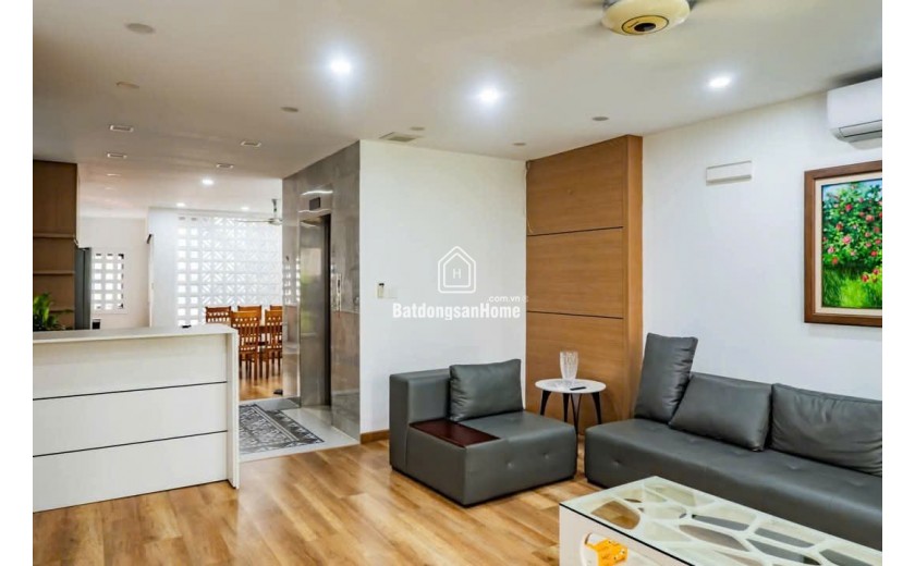 Cực phẩm phố Xuân La 86m2 5T thang máy 2 thoáng Gara ô tô 26 tỷ gần Hồ Tây ở sướng