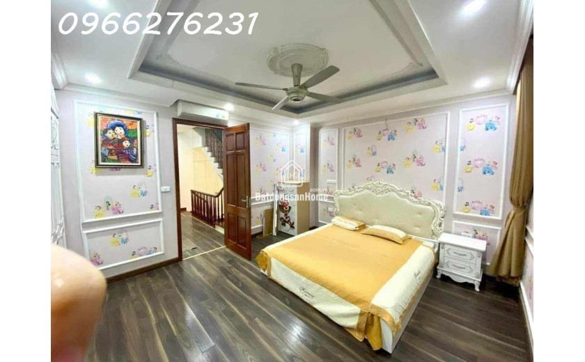 BÁN NHÀ NGÕ 168 HÀO NAM - Ô TÔ LÙI CỬA - 40M 8,2 TỶ