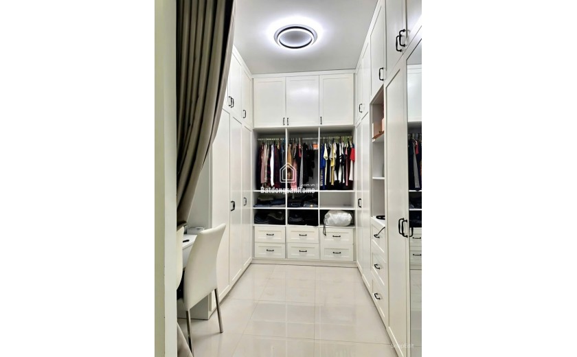 Bán nhà 59m2, 4 tầng, 3PN, 4WC, Q.2, 6.9 tỷ, sổ hồng