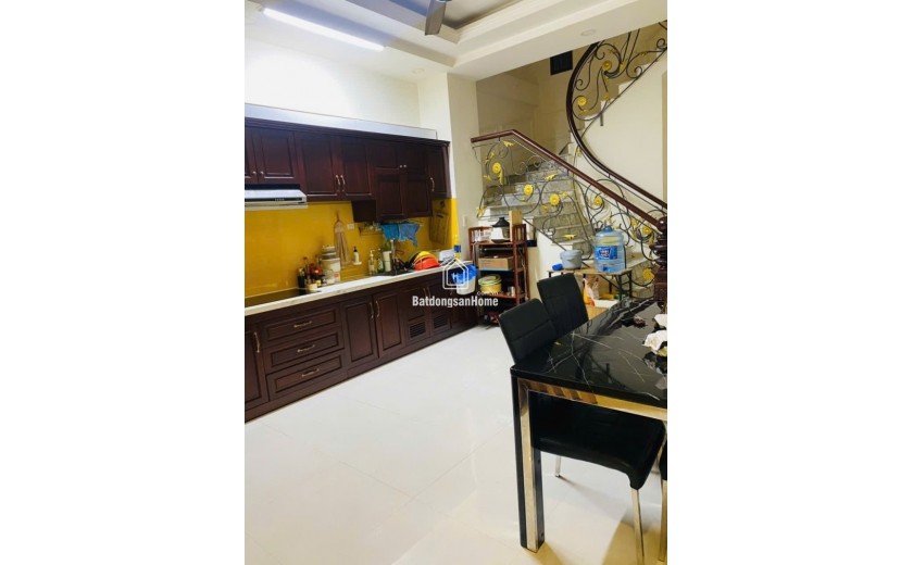 Bán nhà 59m2, 4 tầng, 3PN, 4WC, Q.2, 6.9 tỷ, sổ hồng