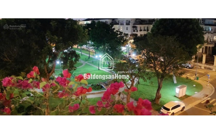 Biệt thự đẹp khu Vip Cityland Quận 7. 10*22, hầm + 4 tầng, thang máy, sân vườn. 49 tỷ